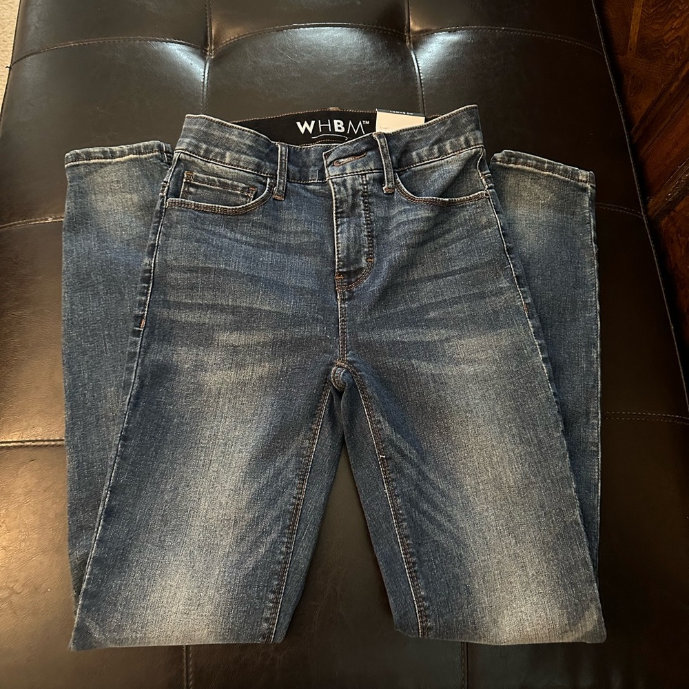 Women’s jeans. New